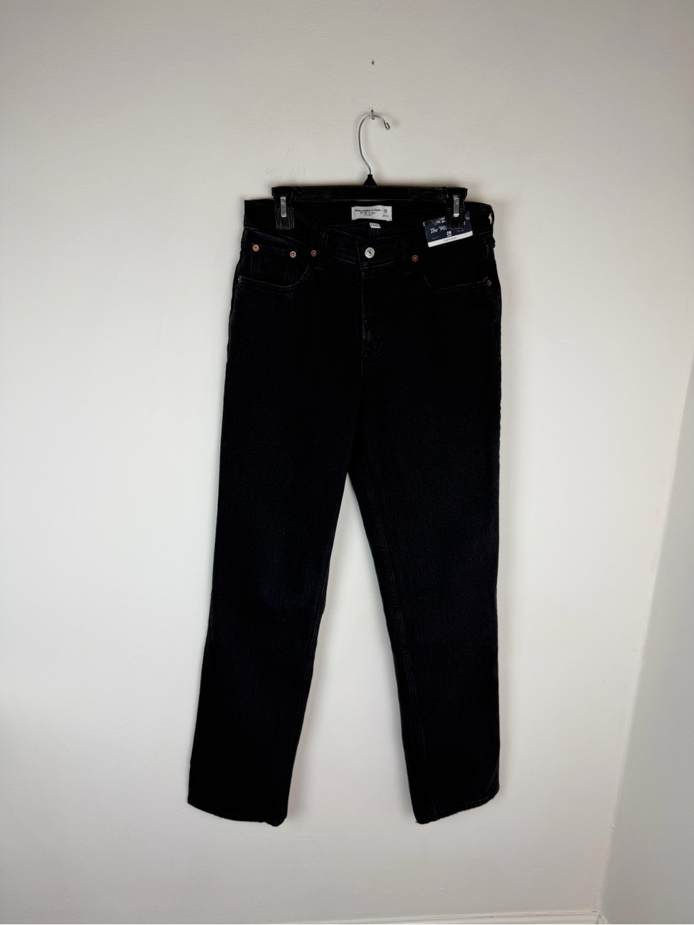Abercrombie & Fitch Curve Love 90s Straight Mid Rise Jeans Black Size 28 Long - Picture 3 of 7